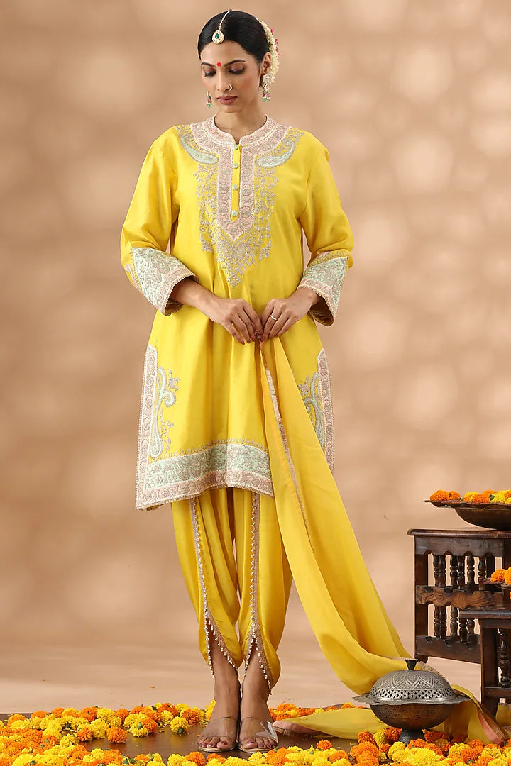 Yellow Banarasi Chanderi Kasab Embroidered Kurta Set