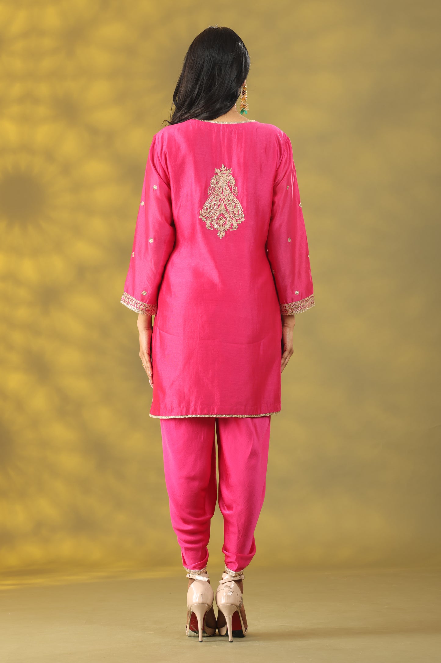 Megenta Short kurti with Dhoti Pant along with Dupatta