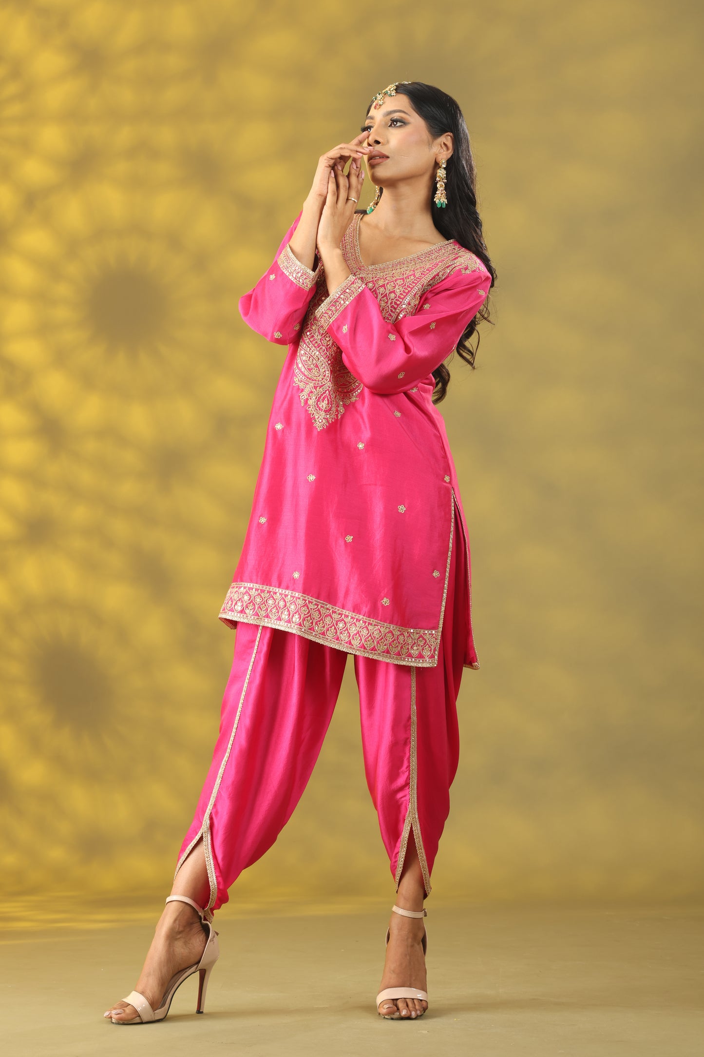 Megenta Short kurti with Dhoti Pant along with Dupatta