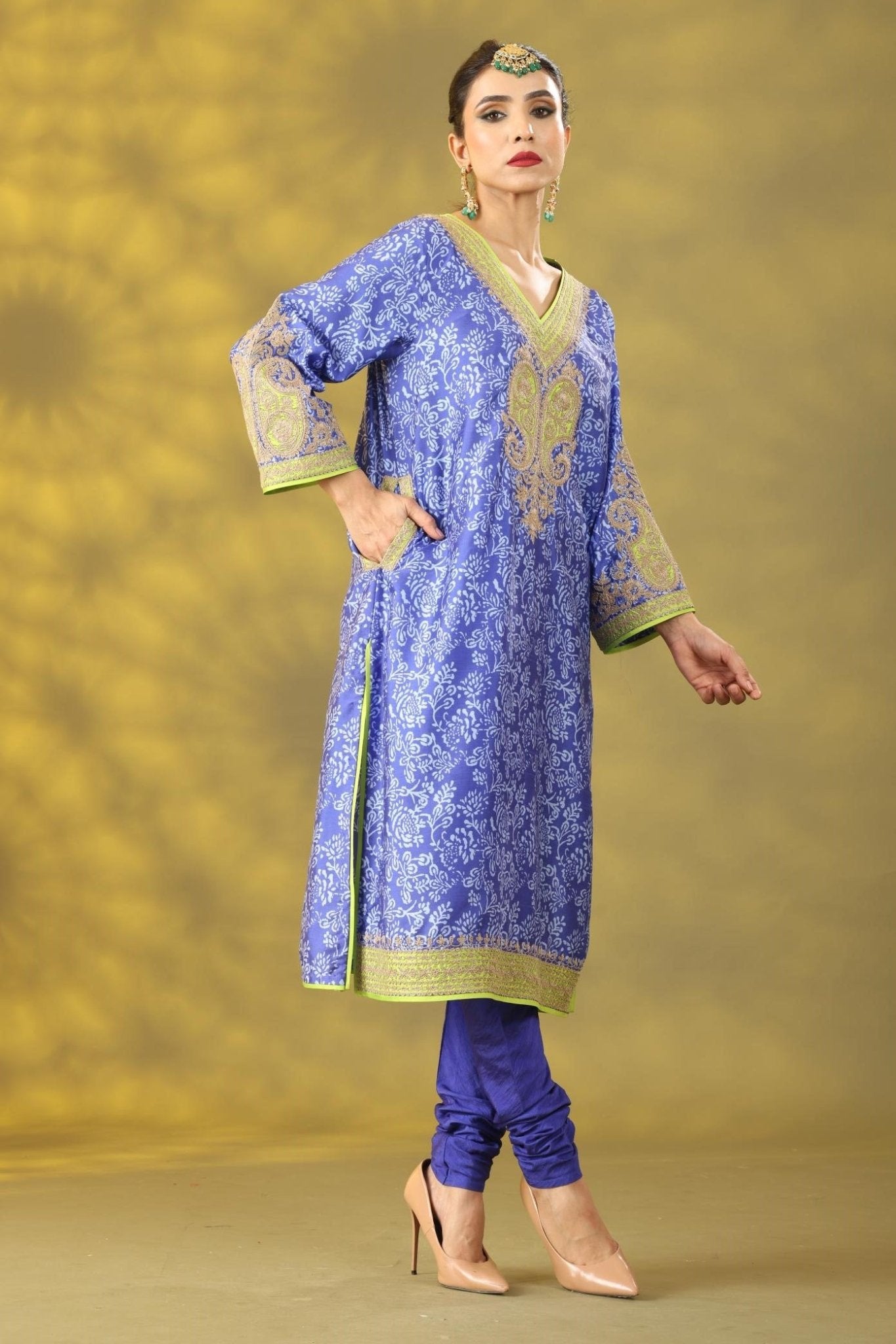 Blueberry Printed Kashmiri Style Phiran Kurta Set - Sonia Ahuja