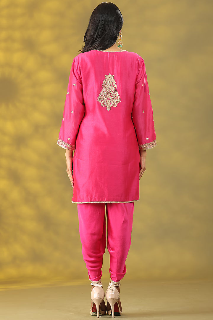 Magenta Chanderi Silk Dori Embellished Kurta Set