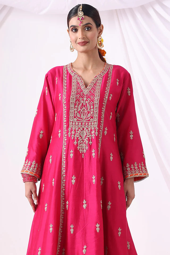 Magenta Banarasi Chanderi Threadwork Kalidar Kurta Set