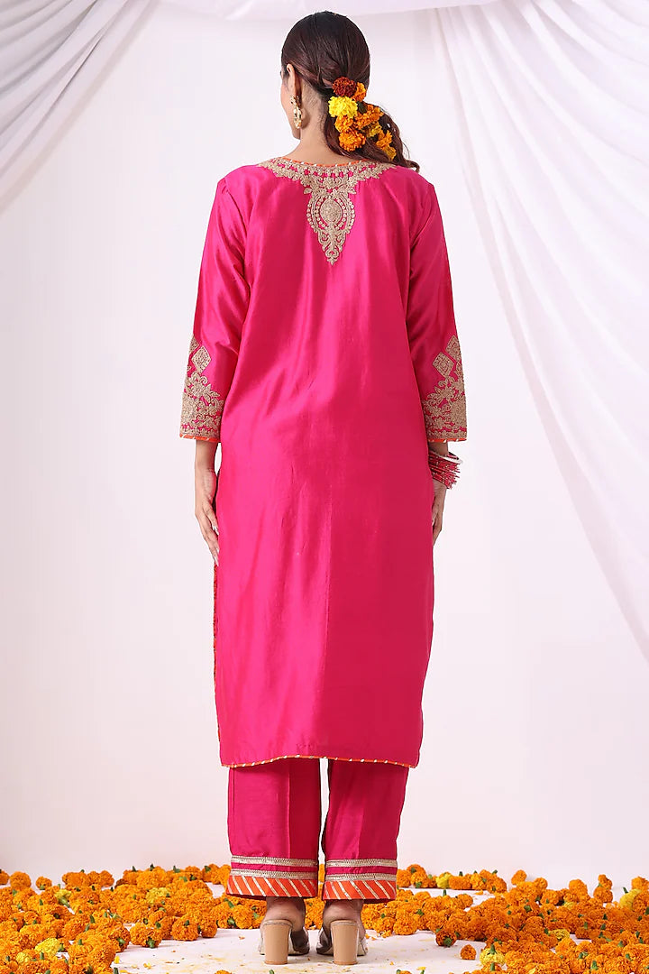 Magenta Pink Banarasi Chanderi Zari Embroidered Kurta Set